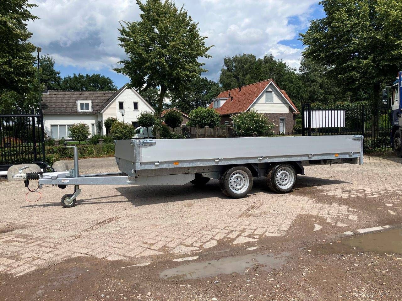 Trailer Eduard P4 400x180cm 1750kg