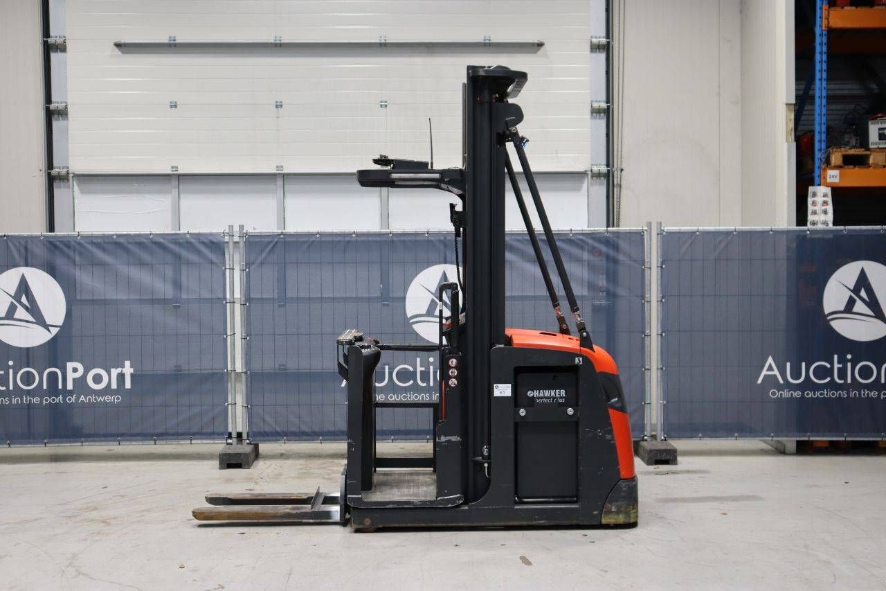 Empilhadeira elétrica retrátil Linde V10-02, 800 kg, 5,4 m, 2019
