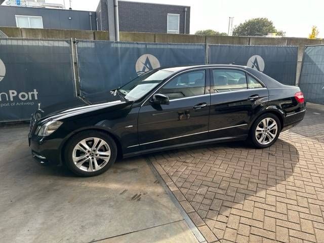 Mercedes-Benz E Class 220 CDI Diesel 2011 (Margin)