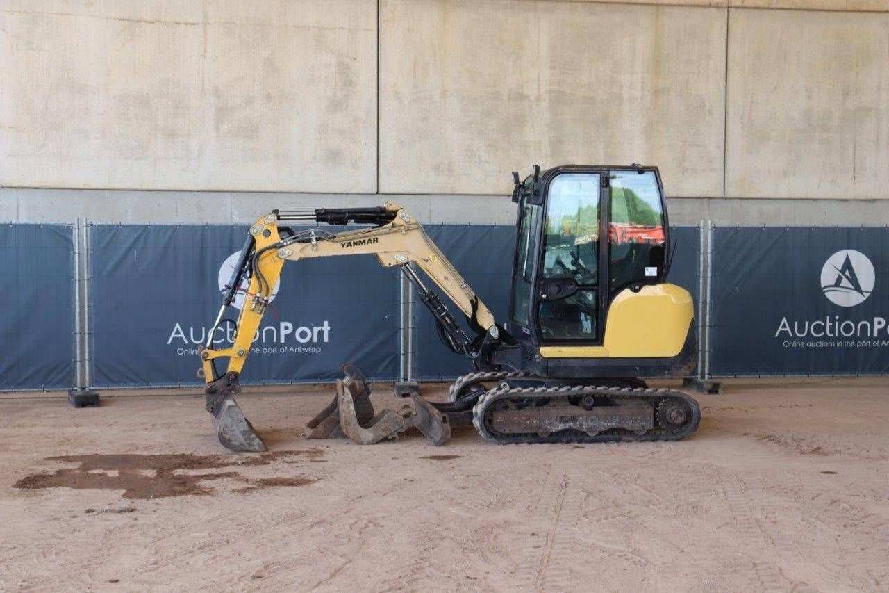 Crawler excavator Yanmar SV26 Diesel 24hp 2016
