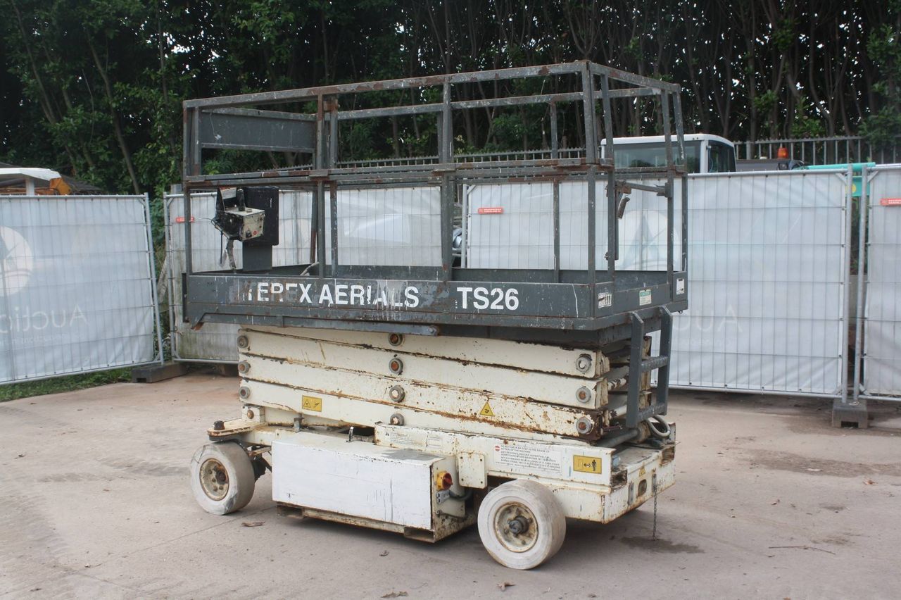 Scissor lift Terex TS26 Electric 9.9m 1998