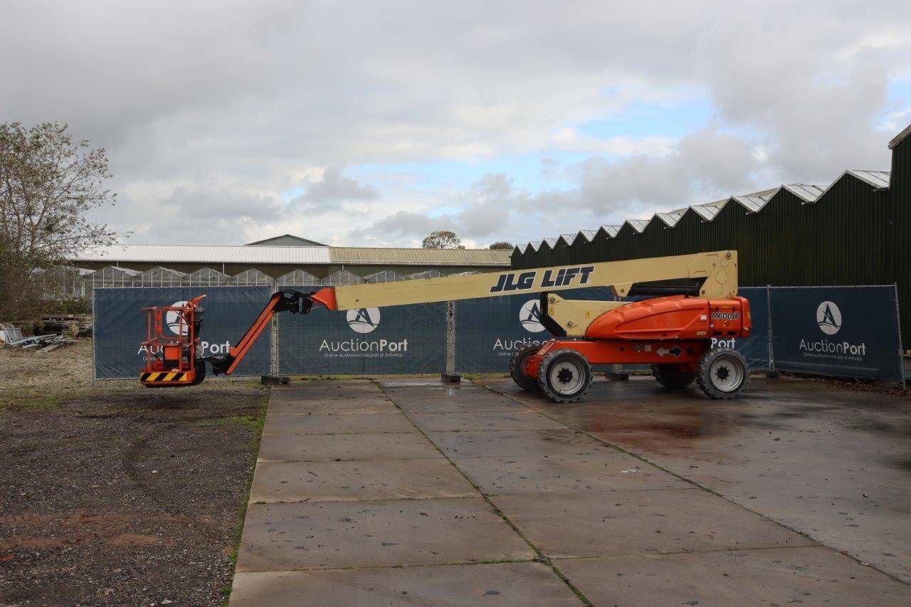Telescopic boom lift JLG M600JP Electric+Diesel 20.39m 2012