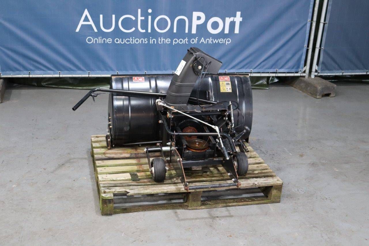 Snow thrower Husqvarna