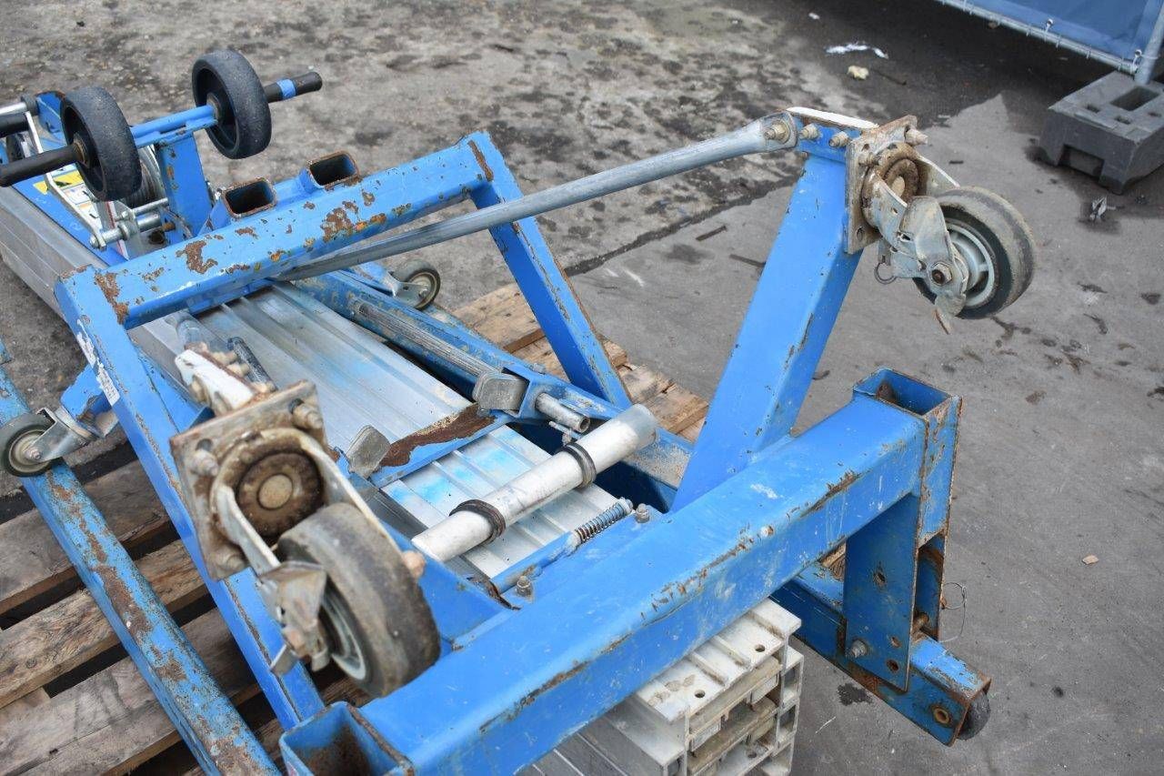 Materiaallift Genie SLA-15 363kg