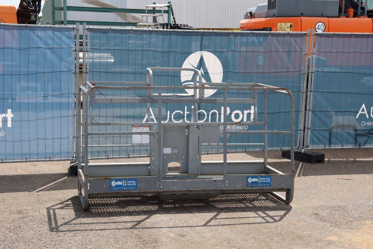 Cabin Aerial Work Platform 350kg