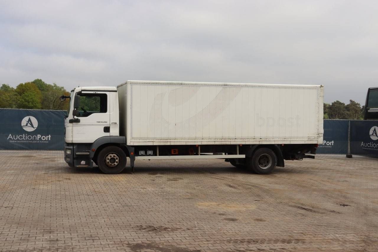 Box Truck MAN TGM 15.250 Diesel