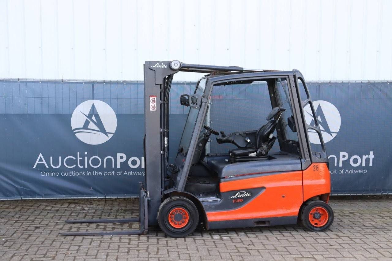 Forklift Linde E25L-01 Electric 2500kg 5.0m 2012