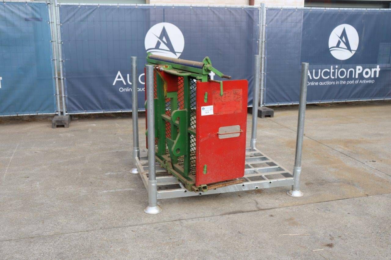 Bale clamp