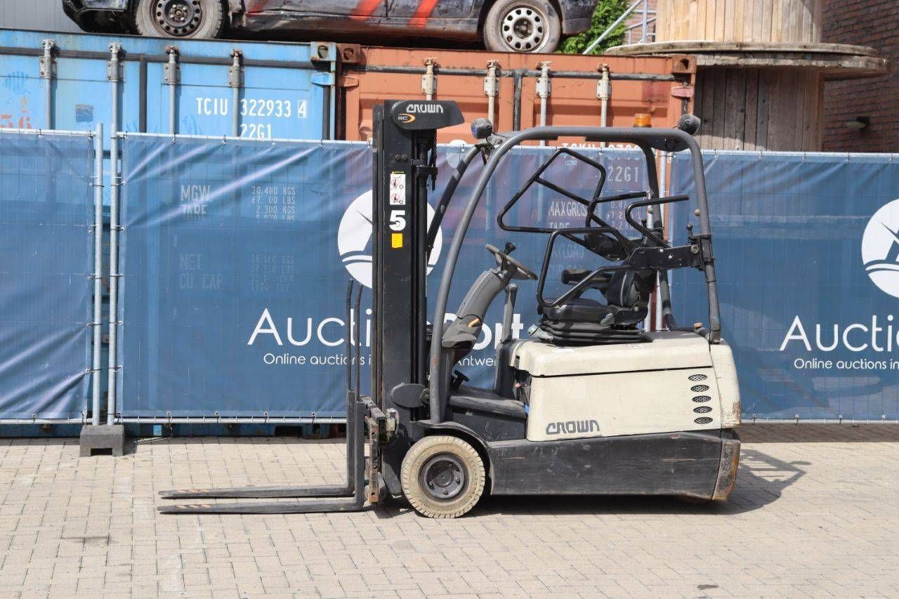 Crown SC 4200 Electric Forklift 1950kg 3.5m