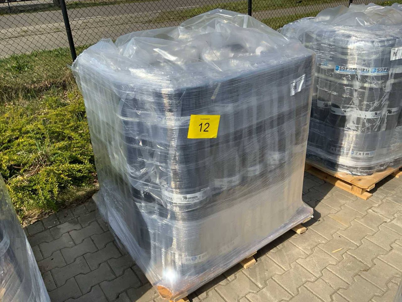 Pallet Roofing Felt New