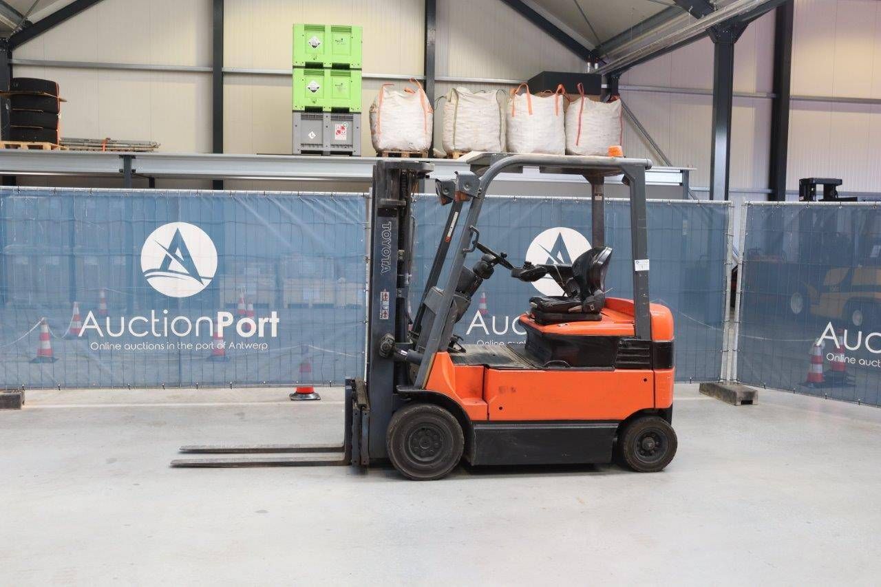 Forklift Toyota 7FBMF25 Electric 2500kg 4.7m 2007