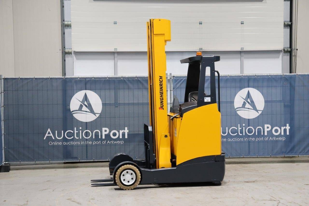 Reach truck Jungheinrich ETV C20 Electric 2000kg 6.8m 2010 