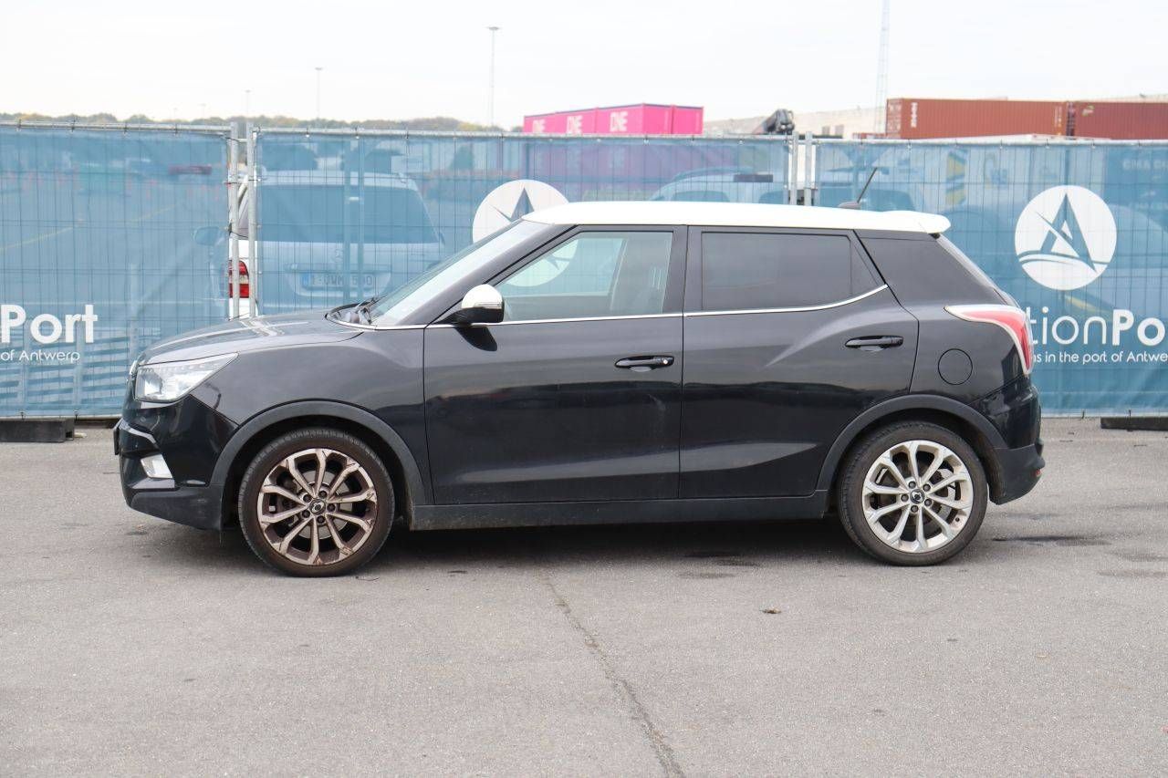Passenger car SsangYong Tivoli Petrol 128hp 2018 (Margin)