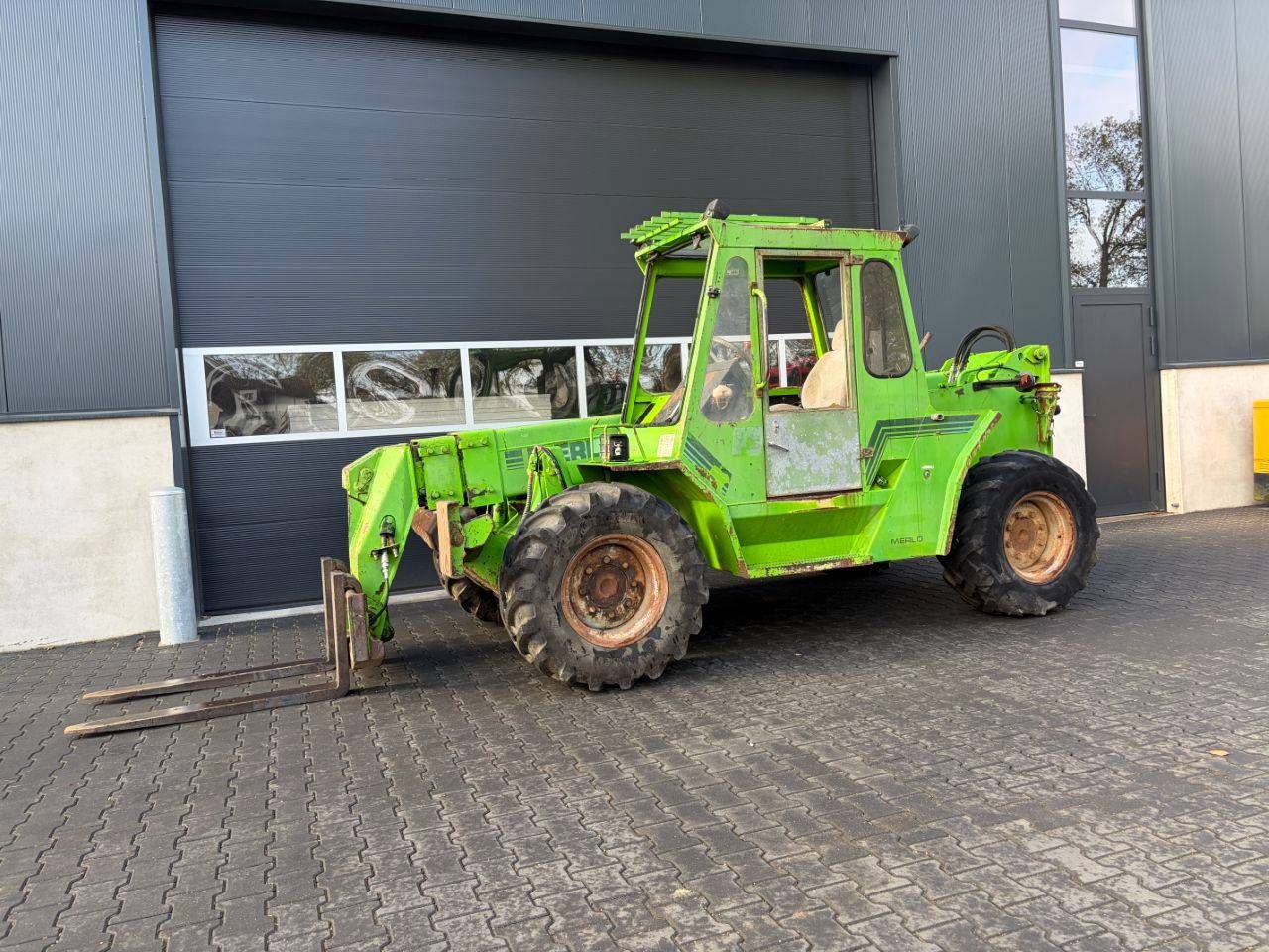 Merlo P30.11 Telehandler Diesel 3000kg 11m 1990