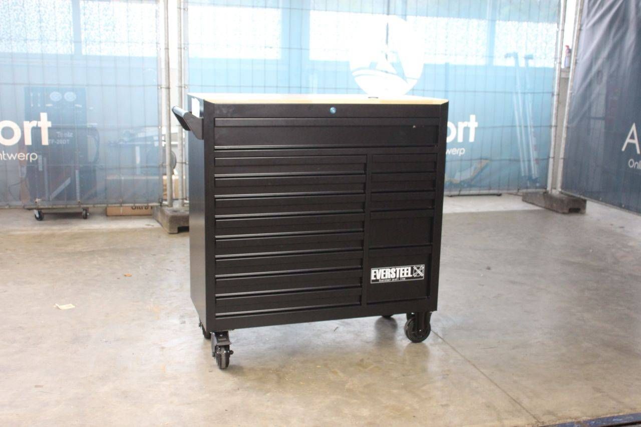 Carrello portautensili Eversteel pieno di utensili professionali Nuovo
