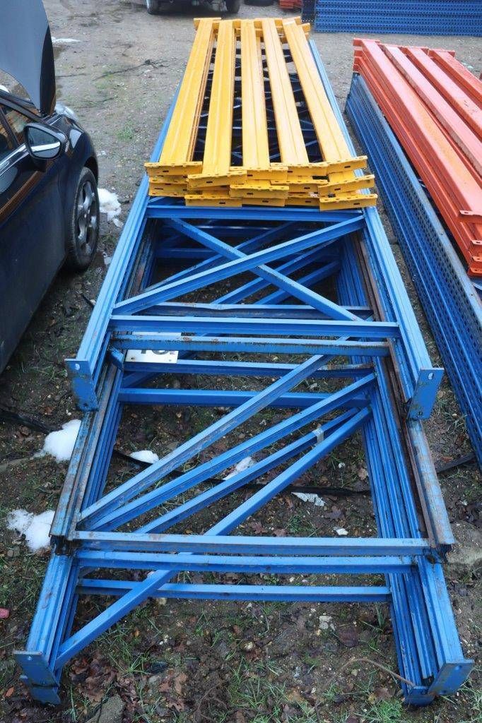 Pallet rack with pallet holders 10 pieces (margin)