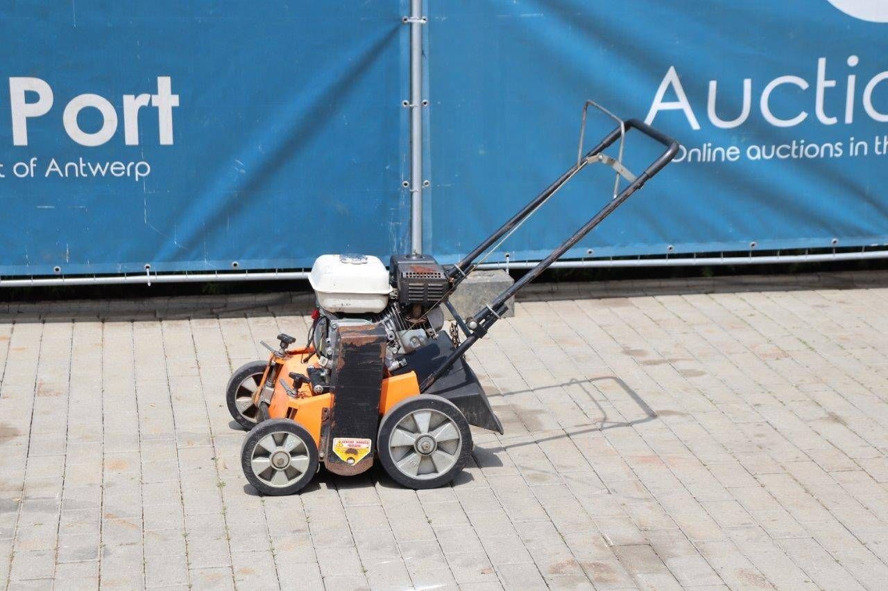 Scarifying machine Eliet Petrol