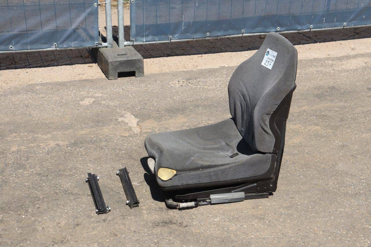 Machine chair