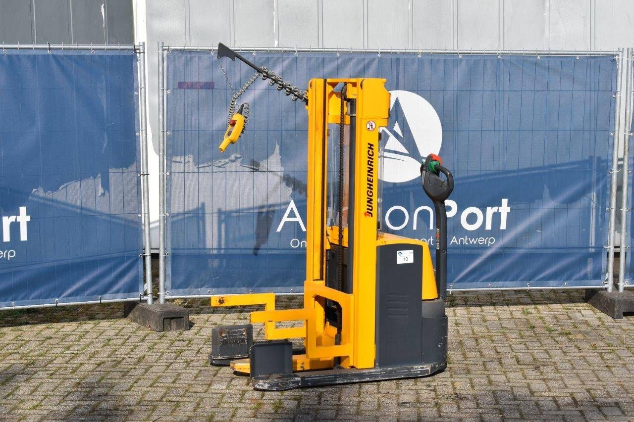 Stacker Jungheinrich EJC110 Electric 1000kg