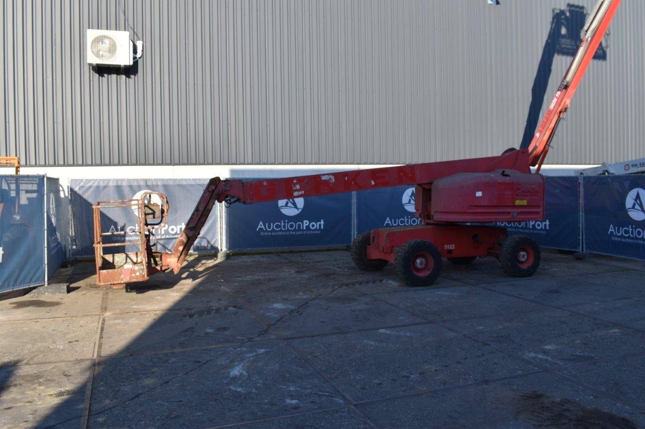 Telescopic boom lift Genie S-45 Diesel 13.7m