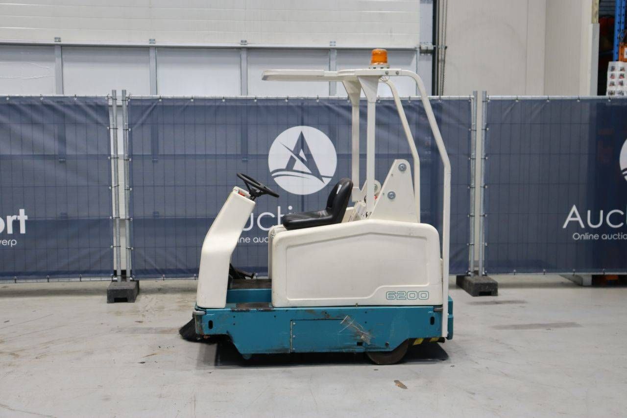 Varredora elétrica Tennant 6200 1,8 kW 2017