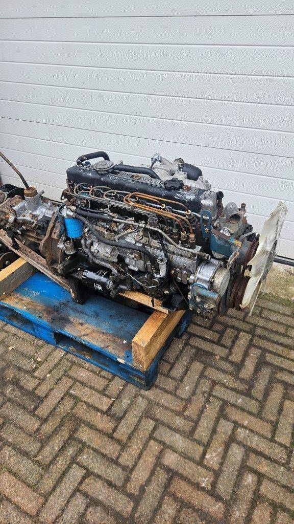 Engine Nissan Turbo Diesel (Margin)
