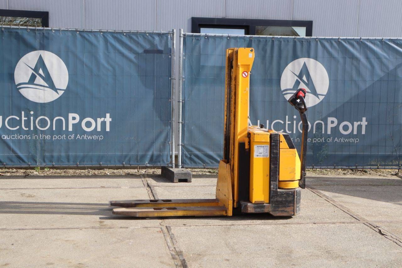 Stacker Jungheinrich Electric
