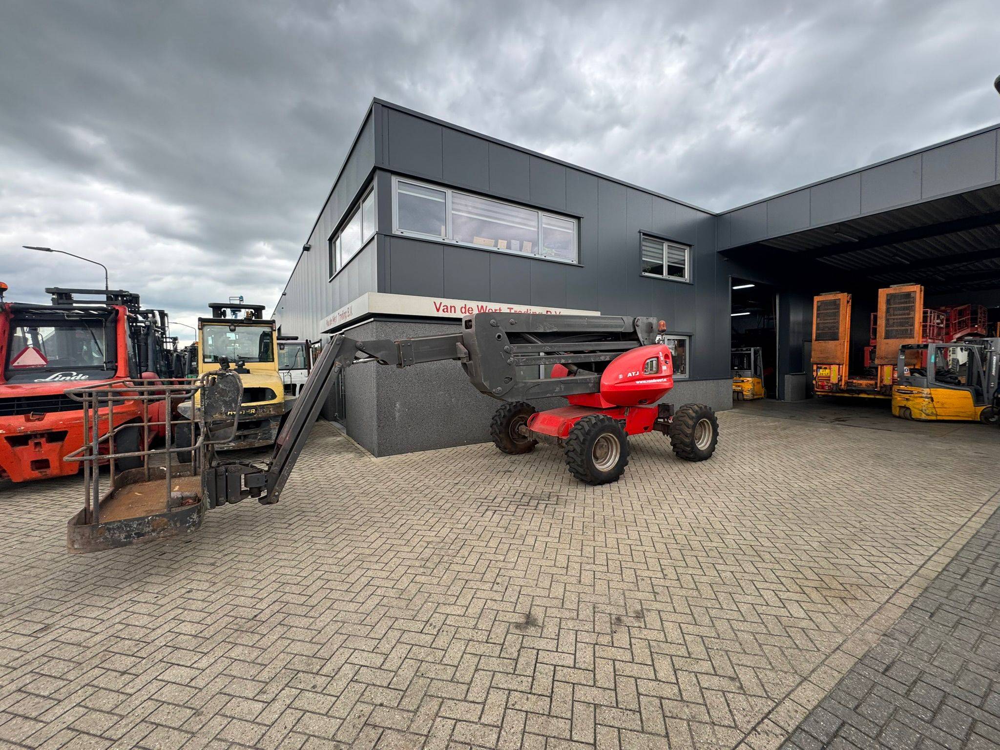 Manitou 180 ATJ 4x4x4 Diesel-Gelenkteleskoparbeitsbühne 18,19 m 2008