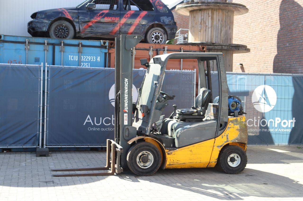 Forklift Jungheinrich LPG 3.8m