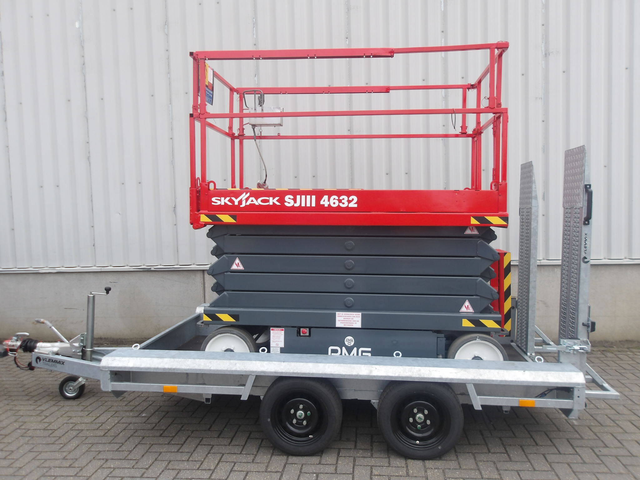 Skyjack SJ4632 Scissor Lift 11.75m Electric 2015 on Nieuwe Vlemmix