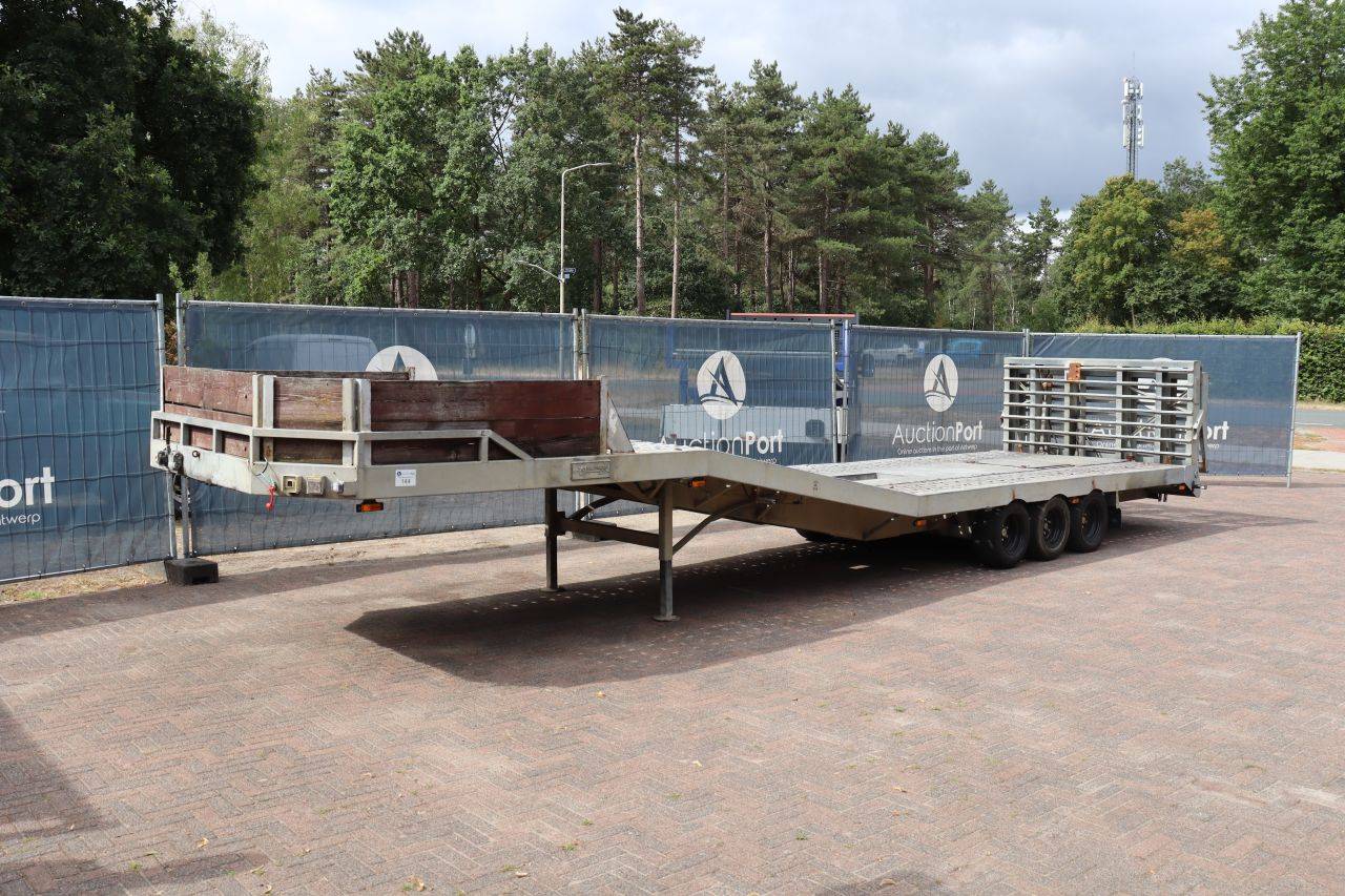 Machine transporter Veldhuizen Baveco P26-1 6500kg 1997 (Margin)