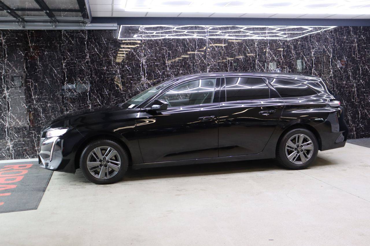 Station wagon Peugeot 308 SW Petrol 2024