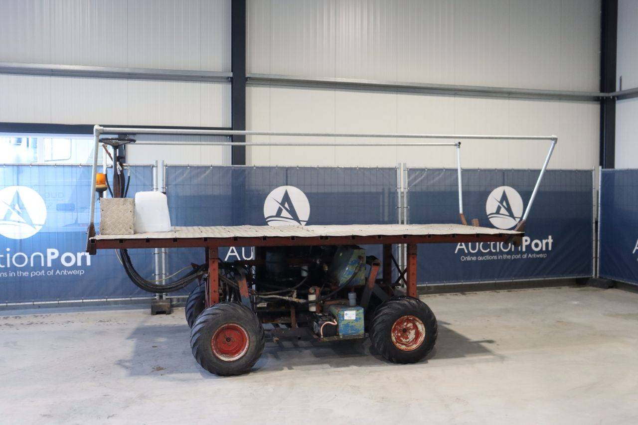 Self-build 4x4 aerial work platform