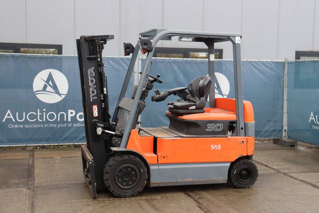 Forklift Toyota 7FBMF30 Electric 3000kg 4.3m 2009