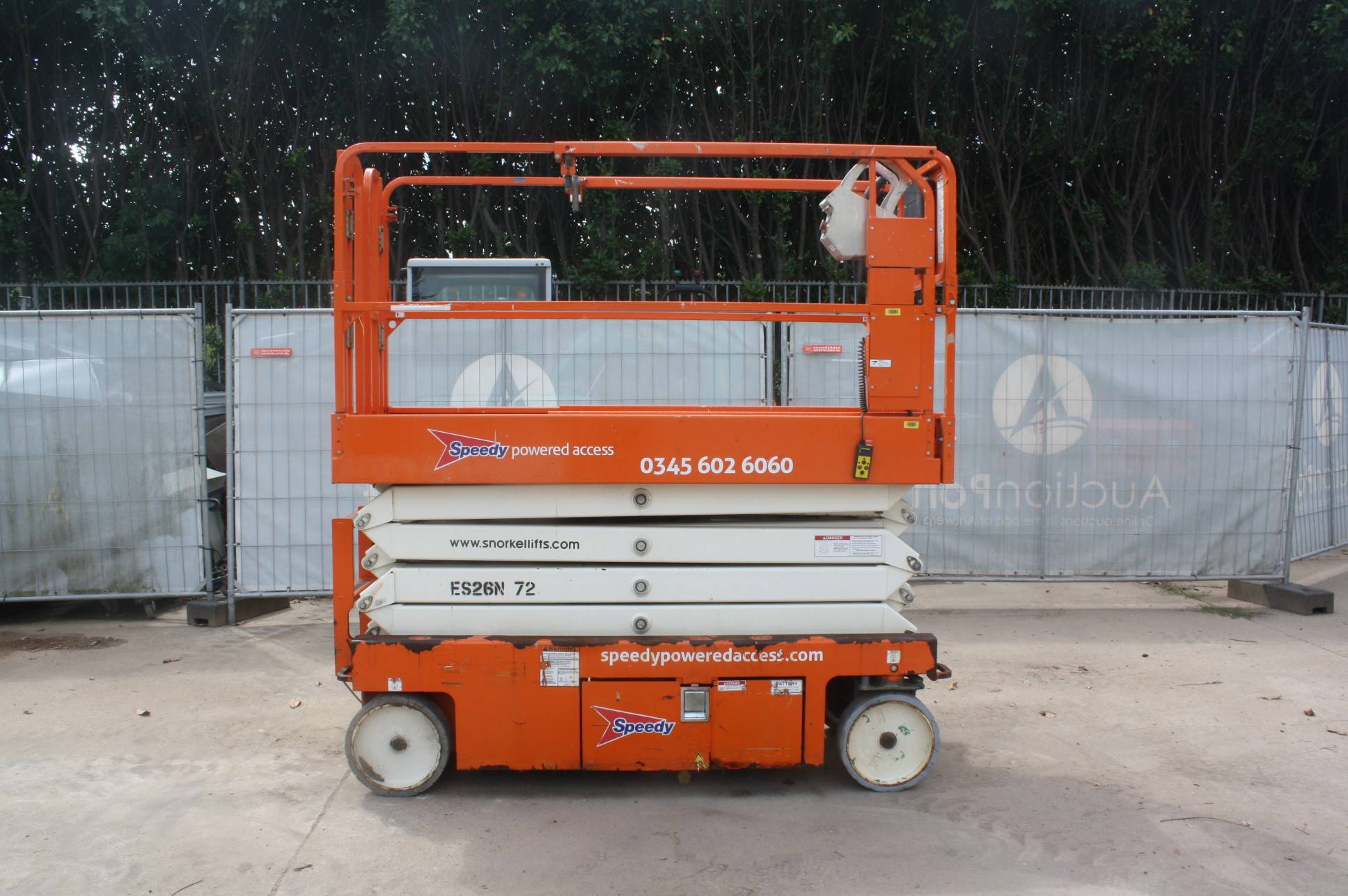 Scissor lift Snorkel S3226E Electric 9.9m 2016