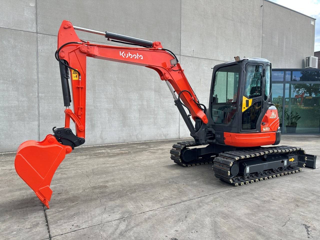 Escavadeira média Kubota KX155-3SZ Diesel 2012