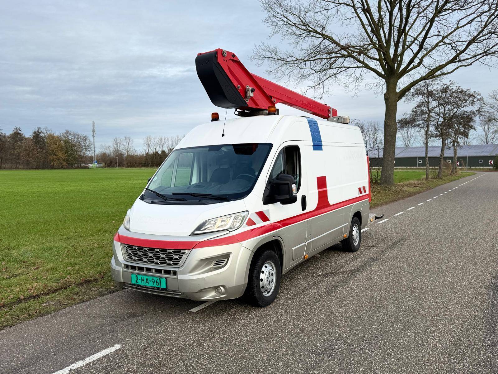 Citroën 2.2HDI Diesel 2016 Van with Aerial Platform