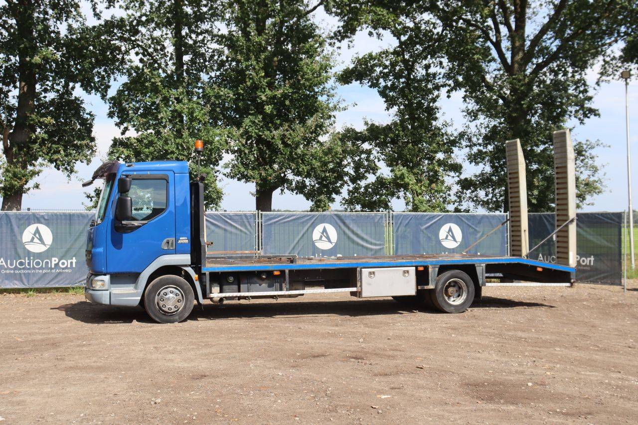 Machine transporter DAF FA LF45G12 Diesel 159hp 2008