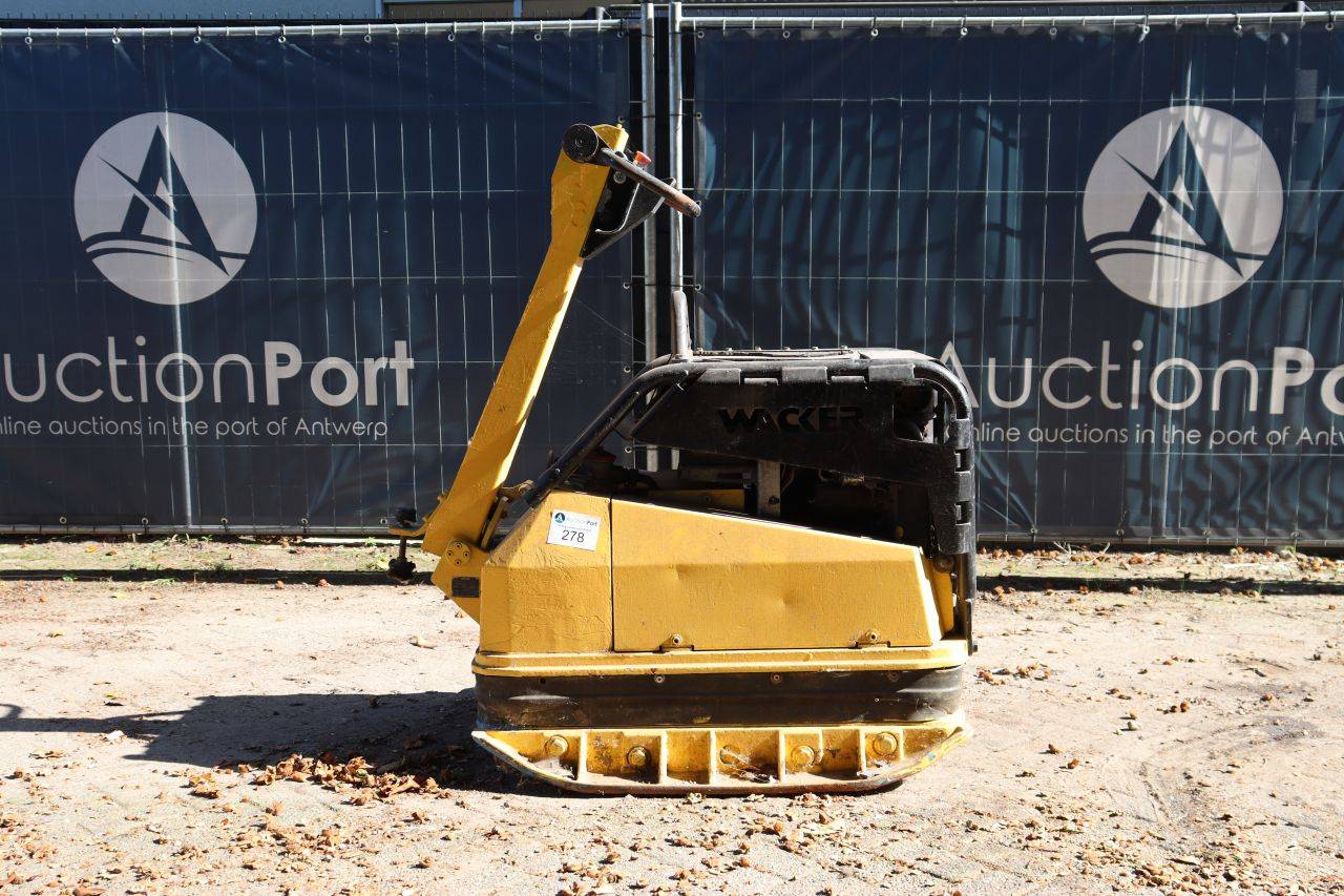 Wacker DPU 100-70 Placa vibratoria de gasolina 14,7 kW 2006