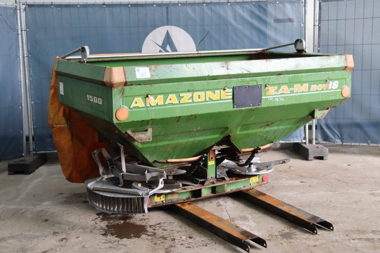 Fertilizer spreader Amazone ZA-M Novis