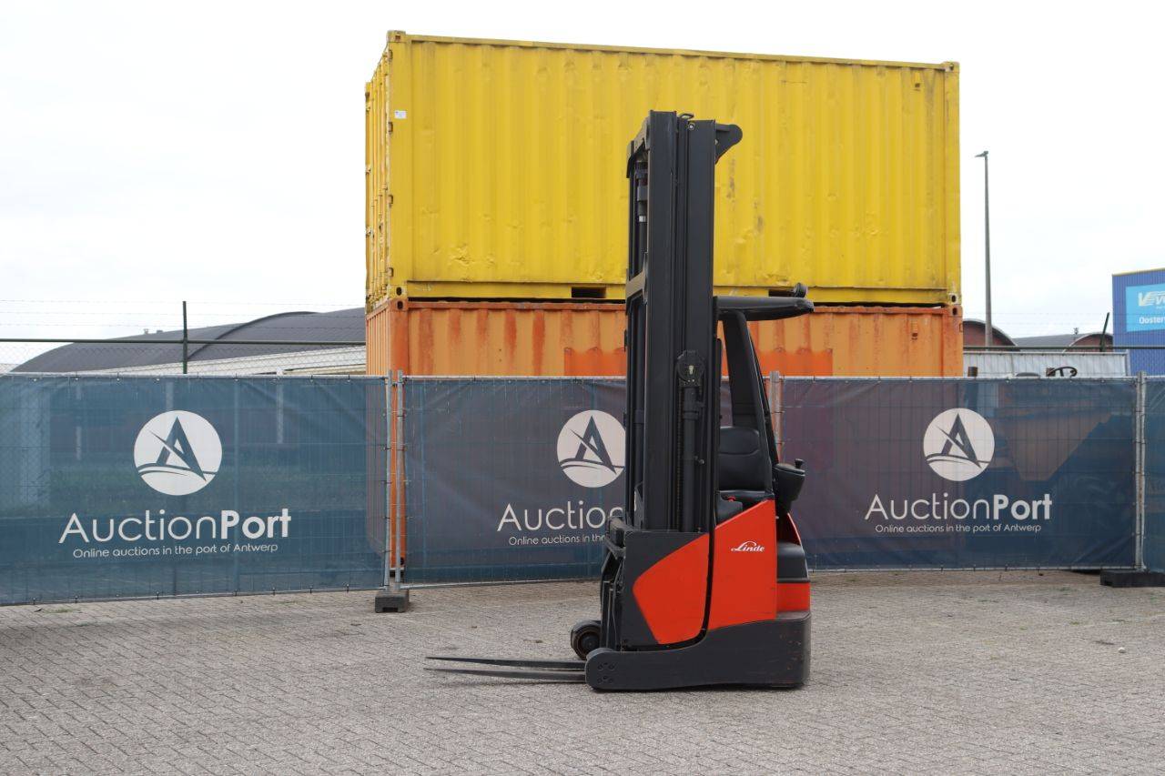 Reach truck Linde R14X-03 Electric 1400kg 2015