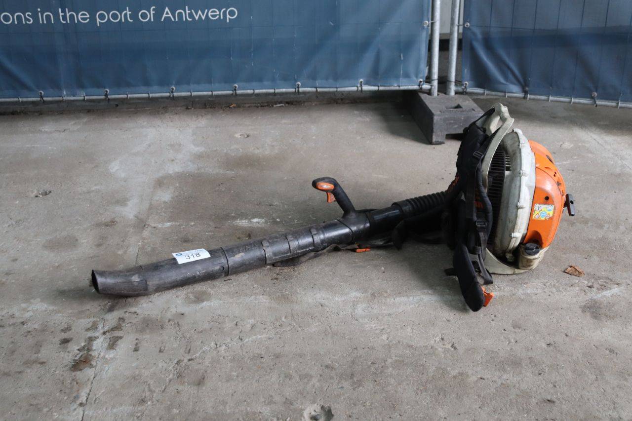 Stihl BR 600 Petrol Leaf Blower