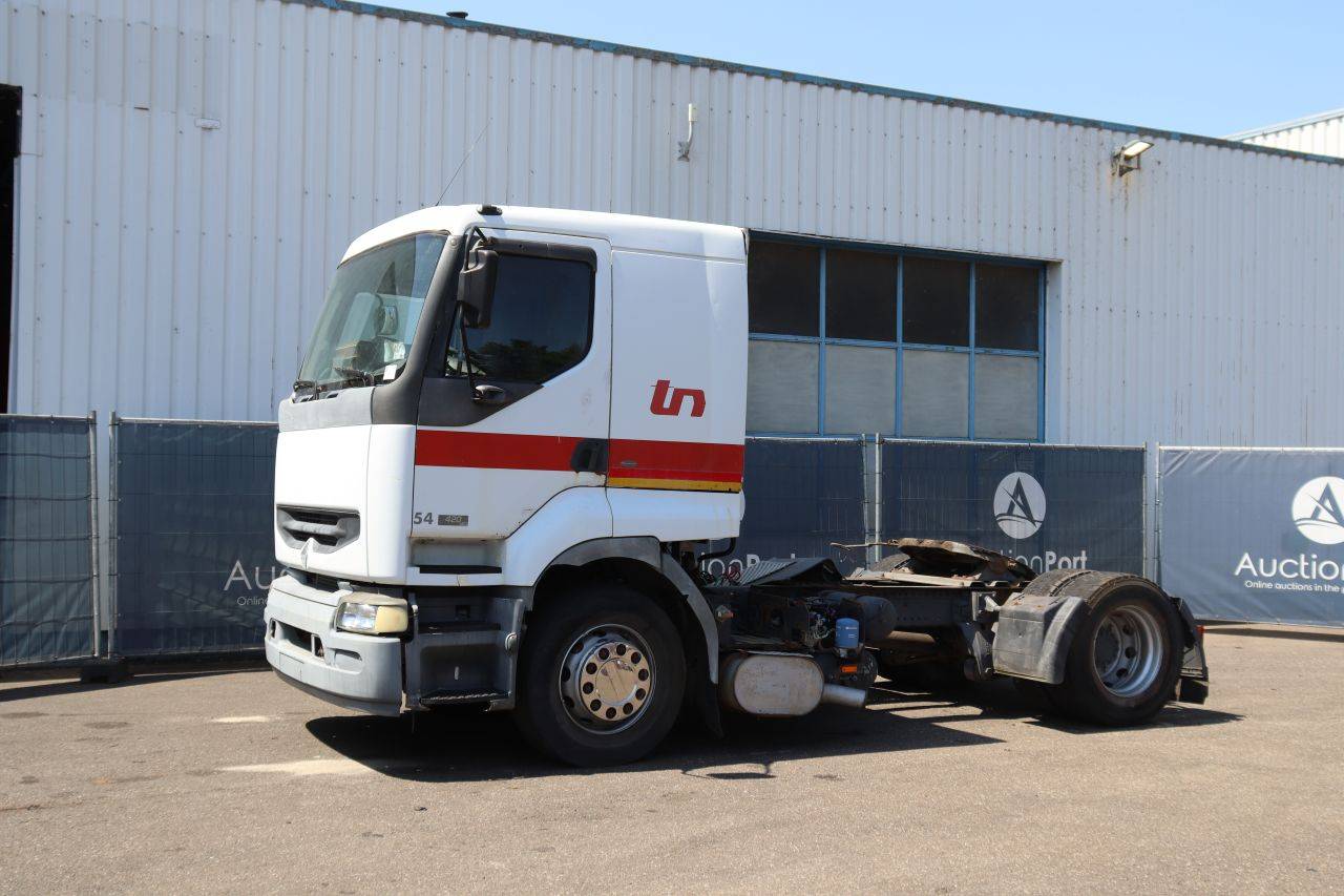 Tractor Renault 420 dCi Diesel 2003