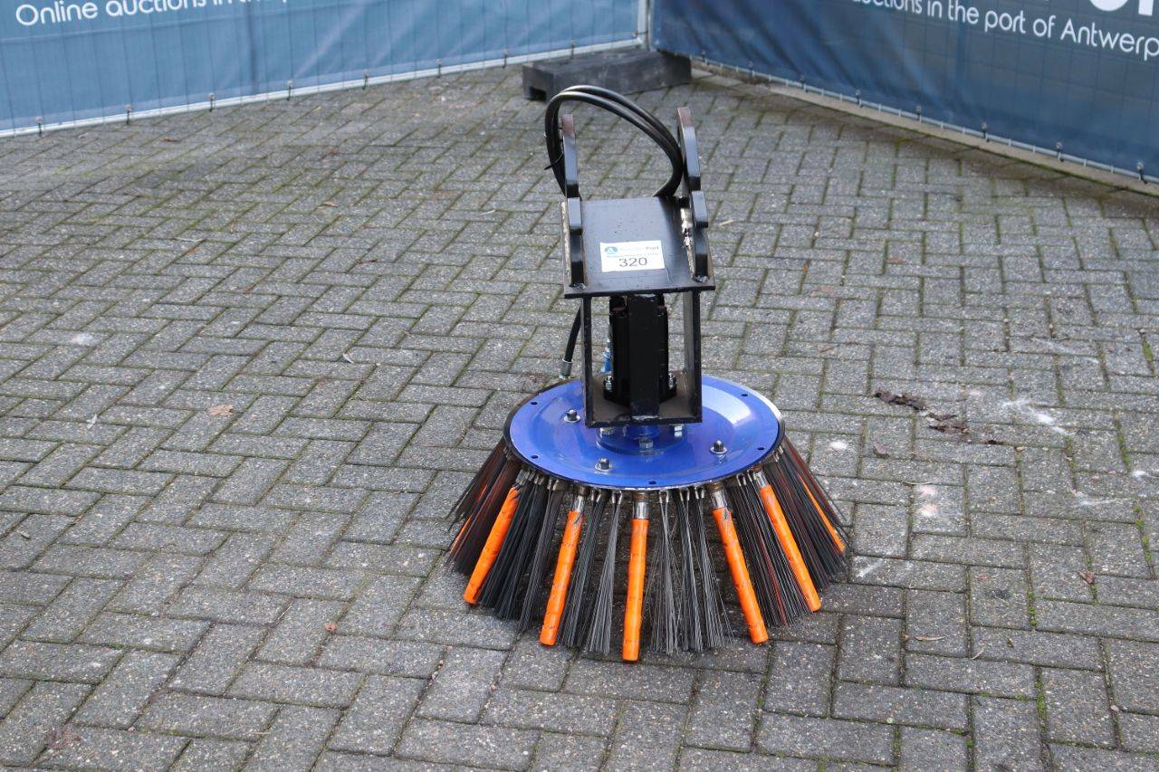 Hydraulic Weed Brush CW05 880mm New