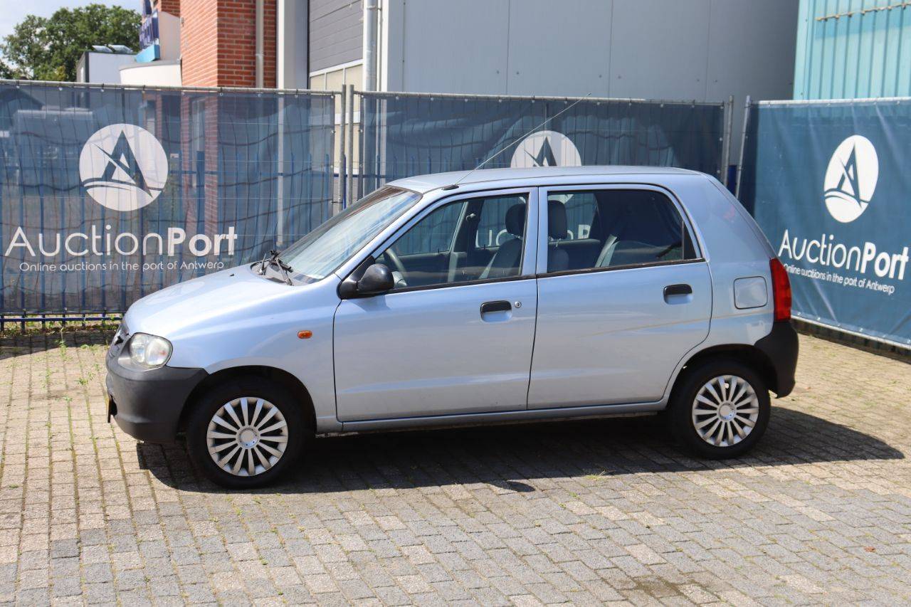Suzuki Alto Passenger Car Petrol 63hp 2004