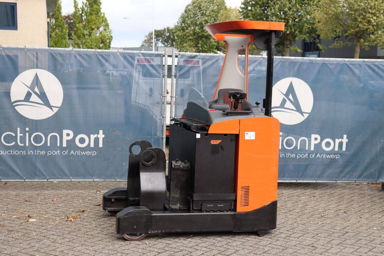 Reach truck BT Electric