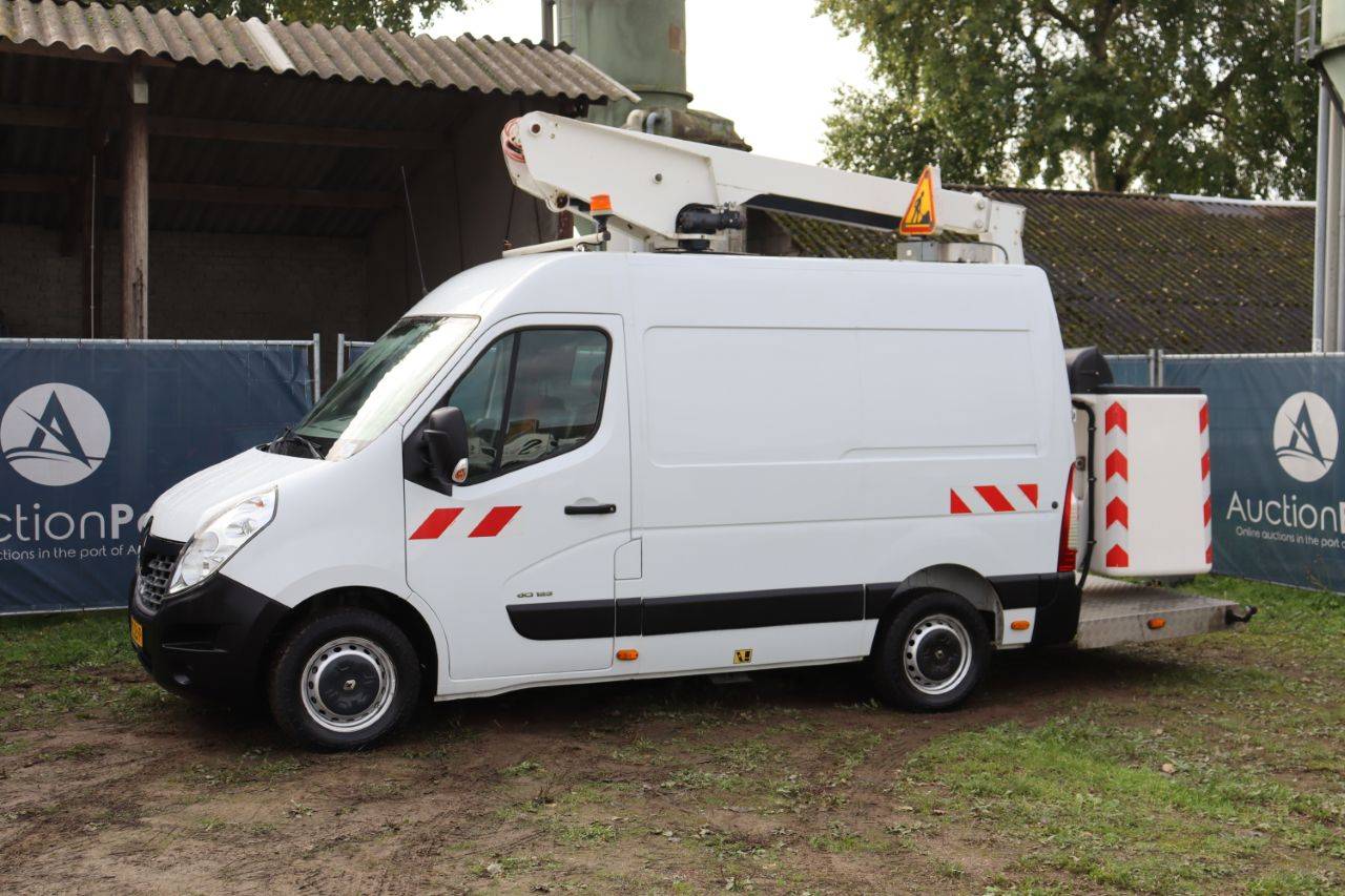 Renault Master Diesel 125 PS, Baujahr 2015, Hubarbeitsbühne
