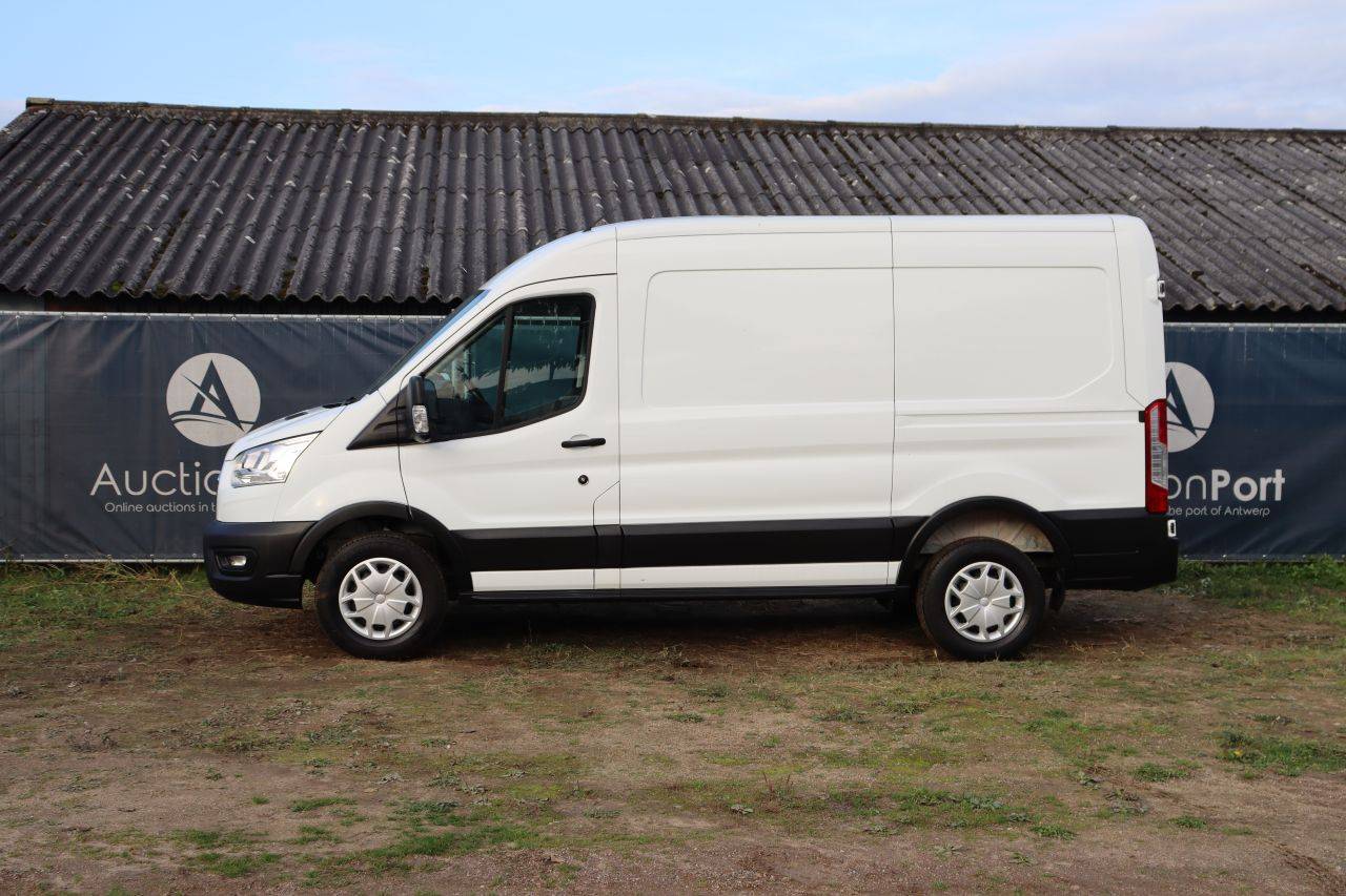 Furgoneta Ford Transit Diesel de 130 CV (2021)