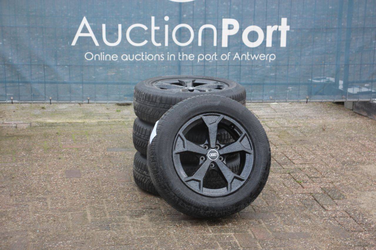 Lot of Tires Continental 215/65 R 17 with Rim Audi 4 pieces (Margin)