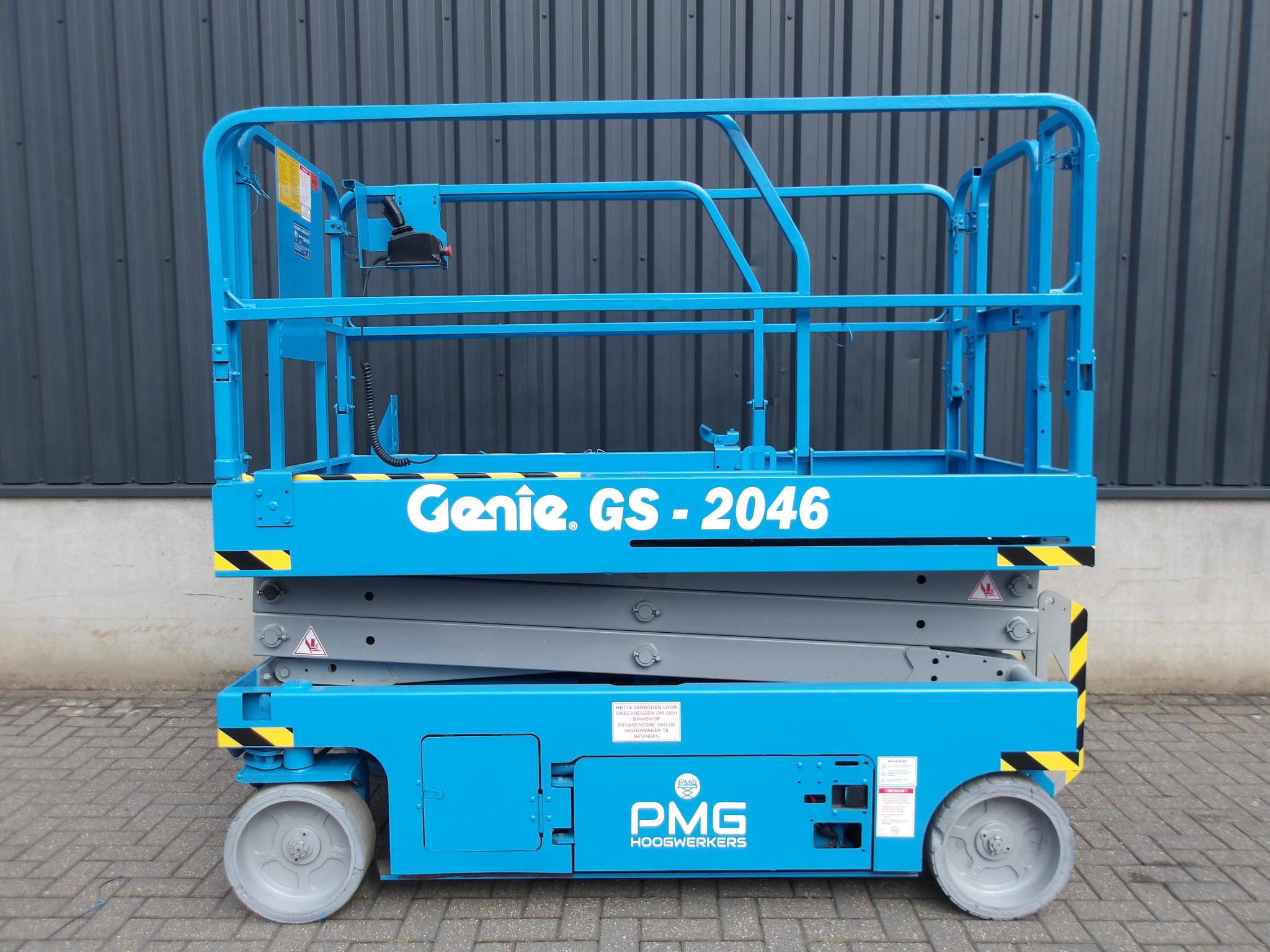 Scissor Lift Genie GS-2046 Electric 8.10m 2010